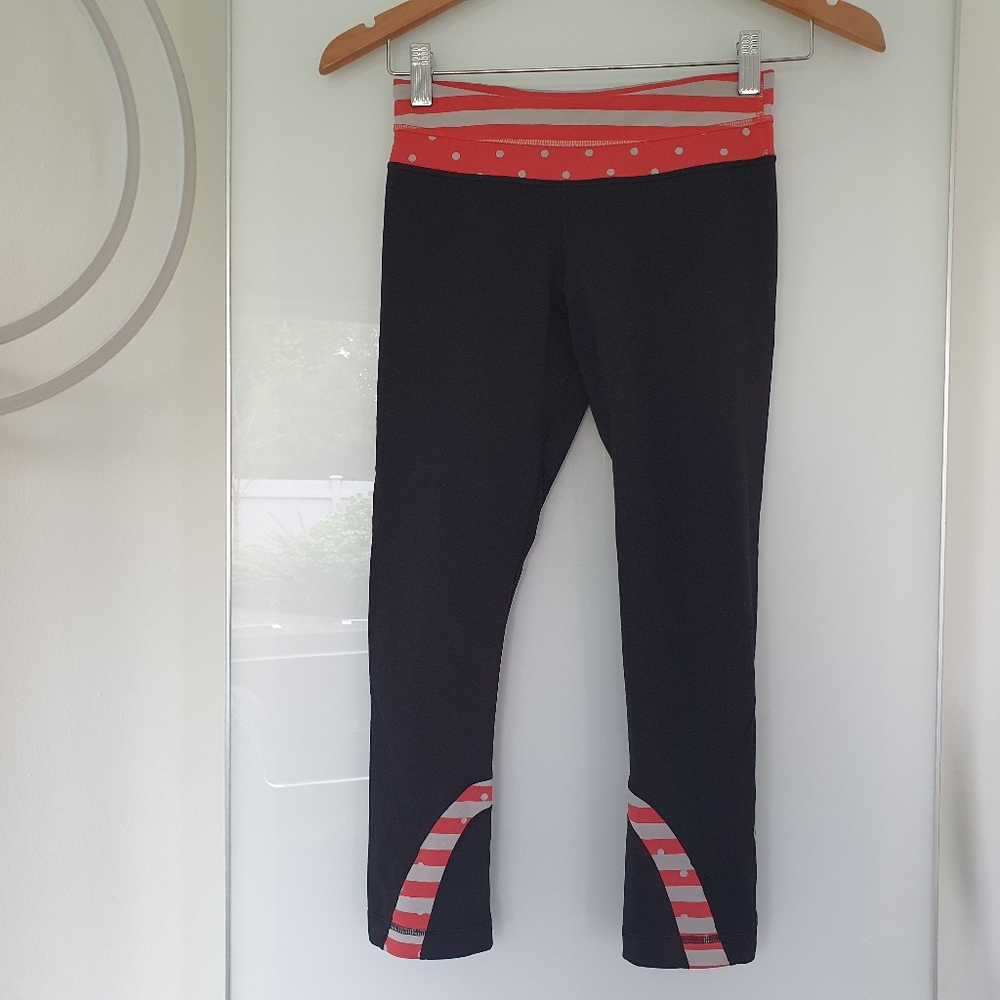 Lululemon Seawheeze Inspire Crop - Picture 2 of 7